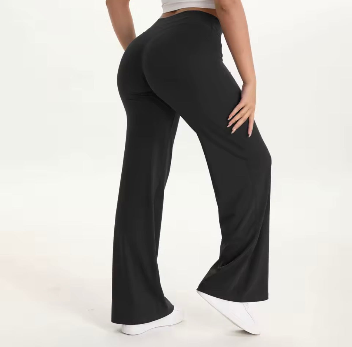 Veloura™ SoftMotion Sculpting Yoga Pants